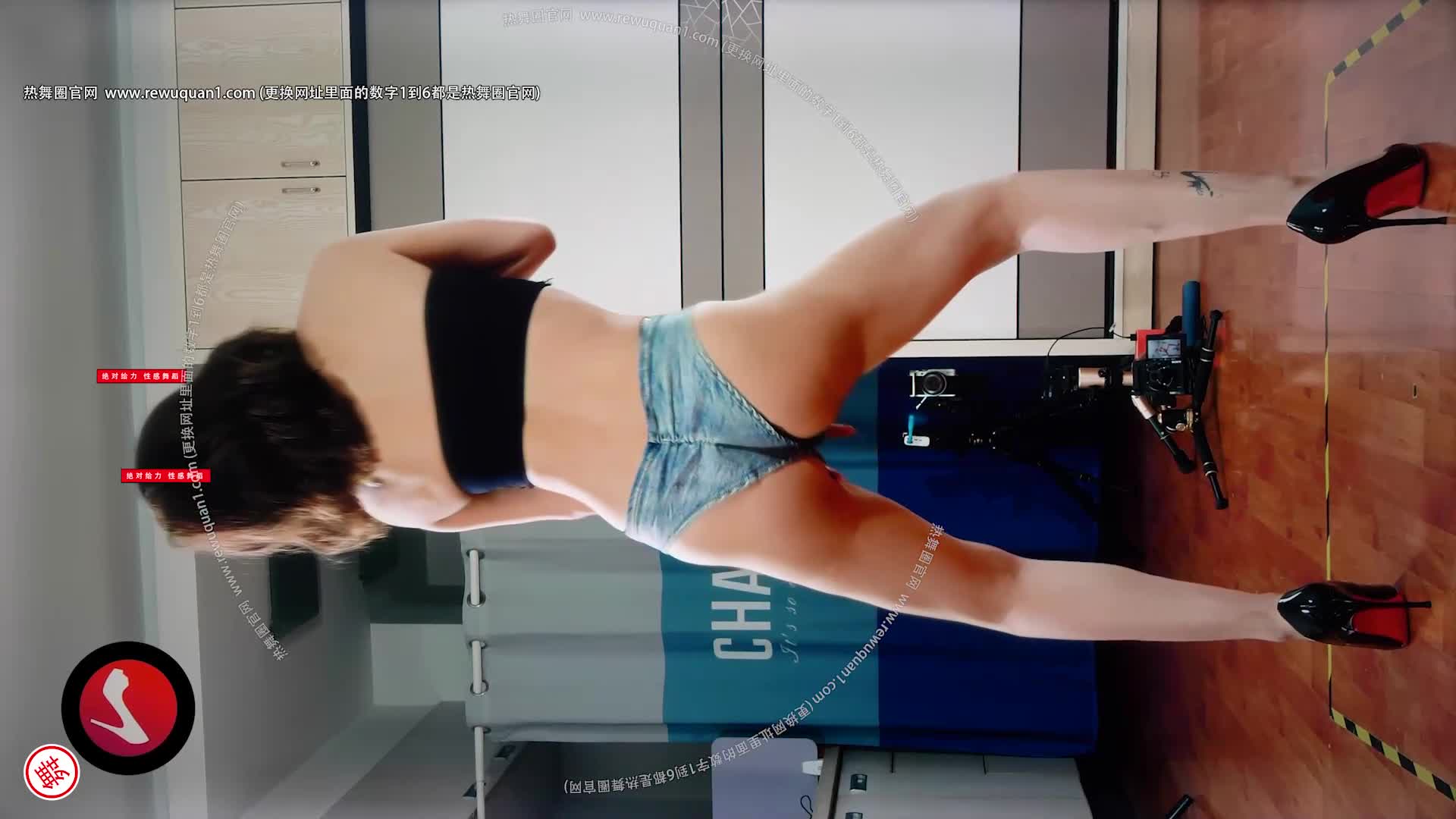 舞艺吧井上（metcn凌云娇）大合集~至尊会员~户外视频~激情热舞【196V】 (188)