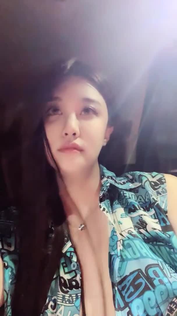 【极品主播】户外喷水女王【夕夕夕颜】最全合集【159V】 (28)