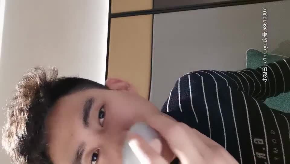 2048.cc@[原版]_034_文轩探花_啪啪两场_20210219