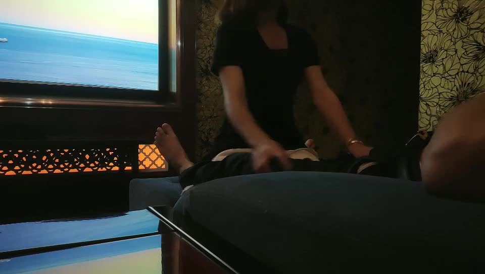 2048.cc@[原版]_025_小马寻花_勾搭技师啪啪_20210805