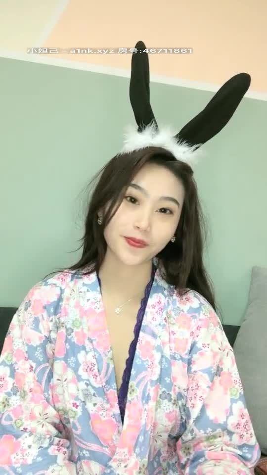 2048.cc@[原版]_053_小圆黎央惠_极品自慰_20210309