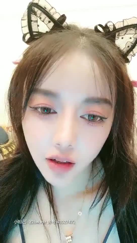 2048.cc@[原版]_038_文艺女流忙_极品自慰_20210125