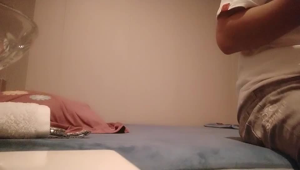 2048.cc@[原y版b]_009_凡f哥g足z疗l探t花h_啪p啪p_20210918