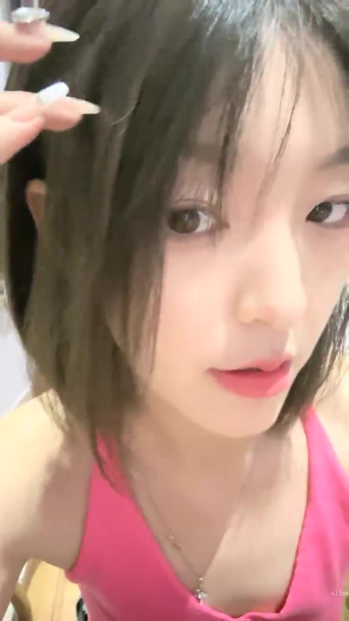 极度反差~揉逼自慰~超漂亮【04年艺校学妹】超大合集 【190V】 (141)