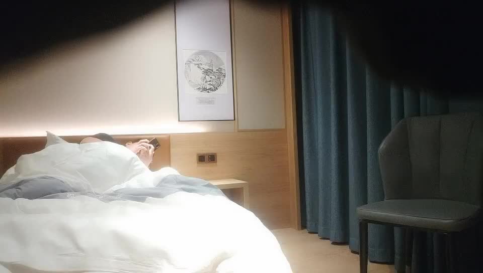 2048.cc@[原y版b]_033_小x优y探t花h_啪p啪p_20220214