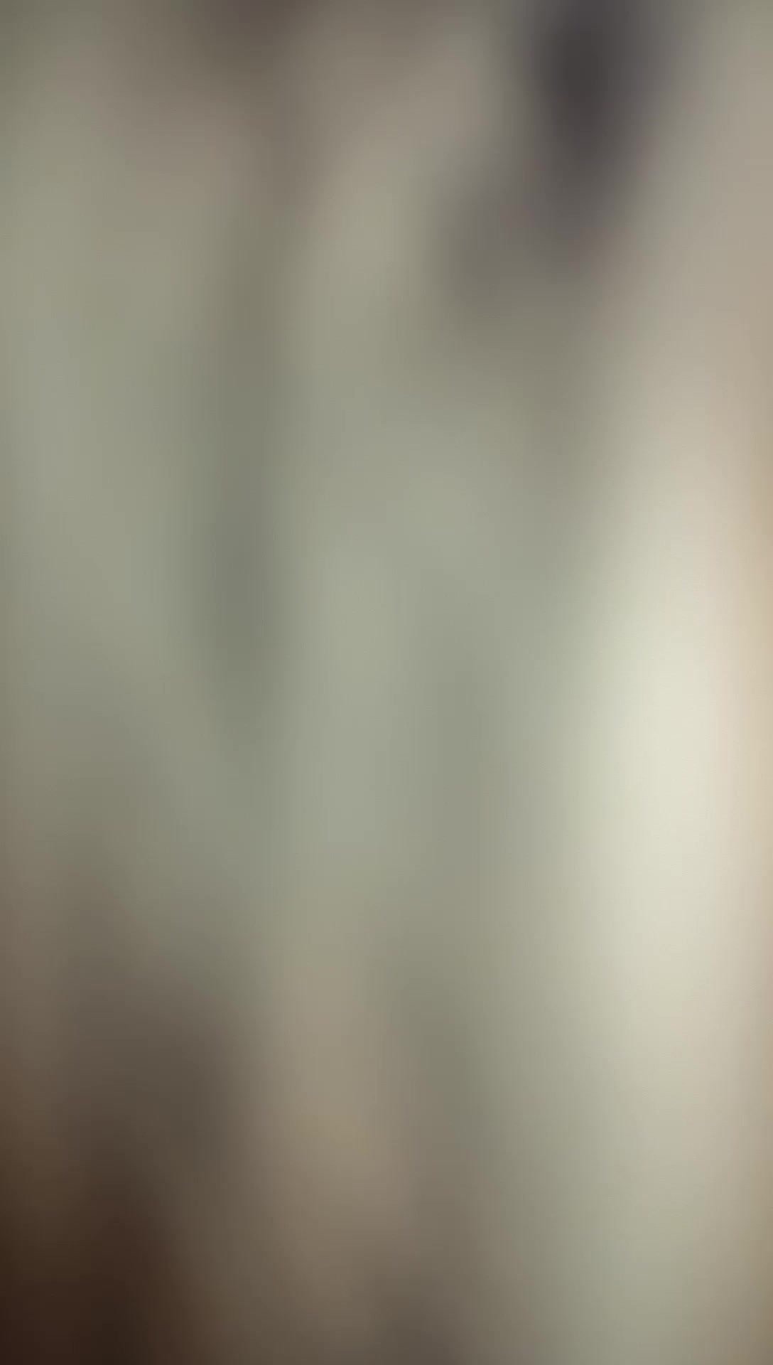 【超清ai画质增强】2022.11.26，【瘦子探花梦幻馆】，泡良新作刚出炉，19岁大胸学生妹，嬉笑打闹间脱光，爆操射到肚子上真爽!