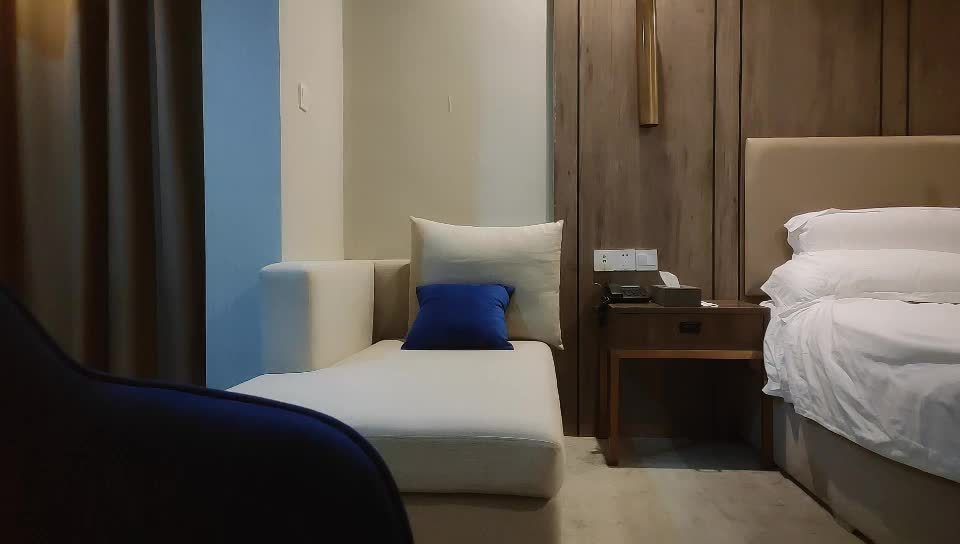 2048.cc@[原y版b]_036_小x杨y头t星x选x_啪p啪p_20210913