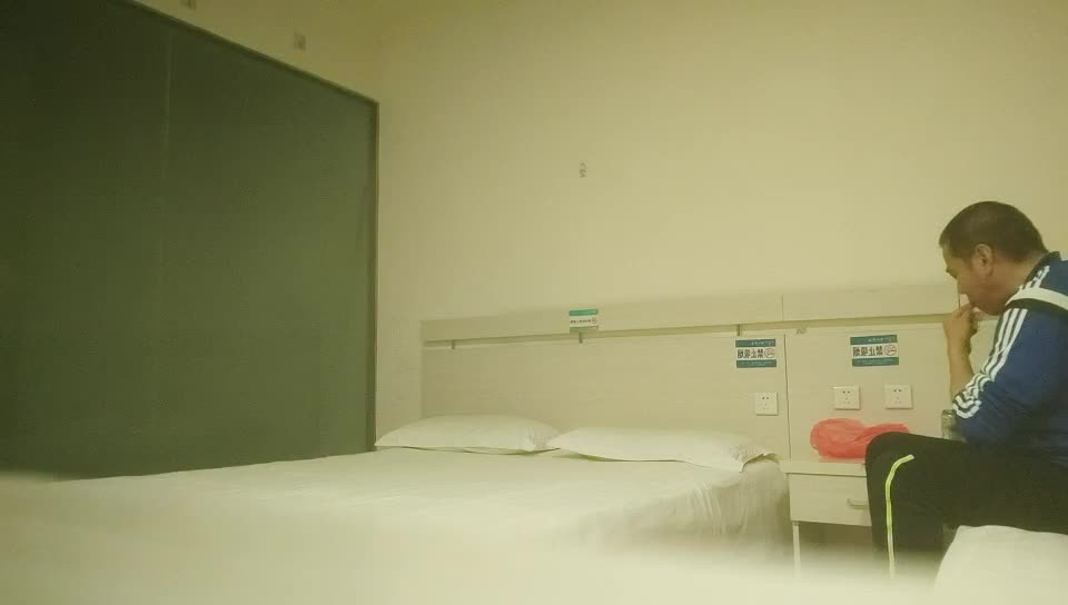 2048.cc@[原y版b]_034_李l总z探t花h_啪p啪p第d一y场c_20220504