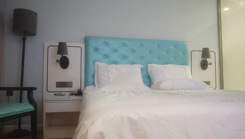 2048.cc@[原y版b]_053_怨y种z探t花h_啪p啪p第d二e场c_20220606