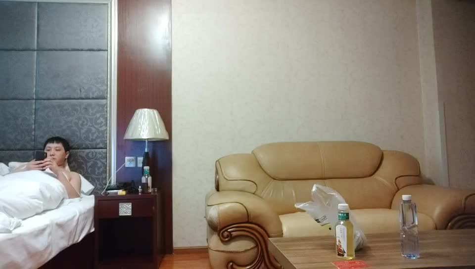 2048.cc@[原y版b]_033_冒m险x王w探t探t_20220320