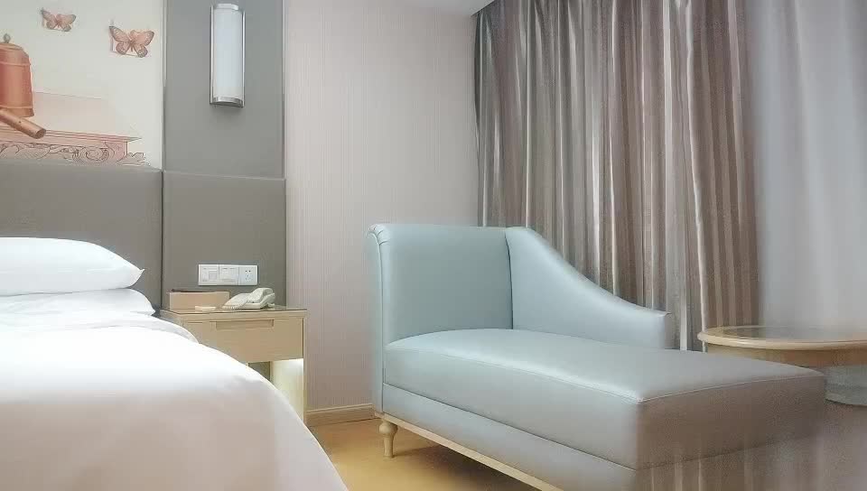 2048.cc@[原y版b]_022_利l利l坚j辛x苦k_啪p啪p第d一y场c_20211123