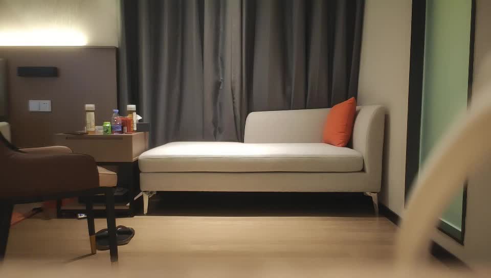 2048.cc@[原y版b]_026_加j钱q哥g加j钱q哥g_啪p啪p第d二e场c_20211027