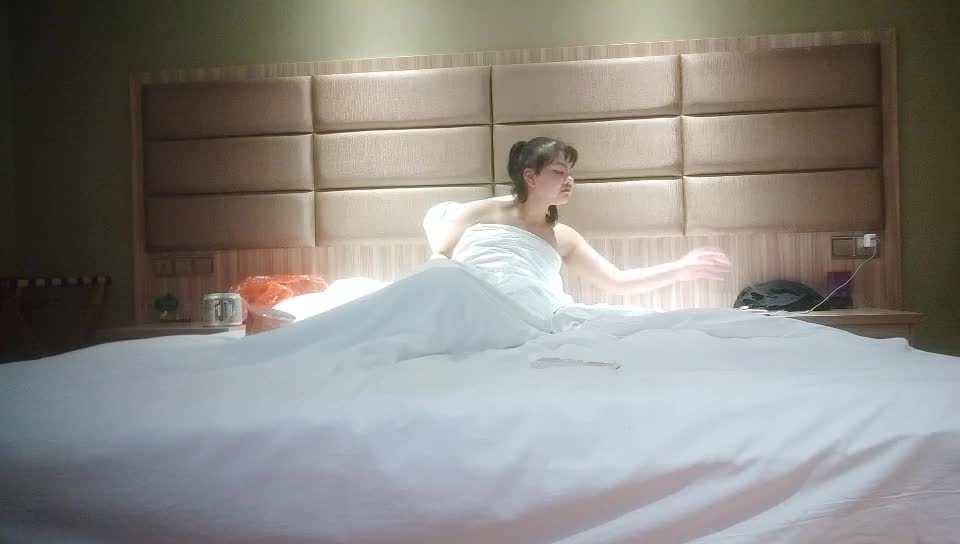 2048.cc@[原y版b]_040_猛m男n探t花h寻x欢h记j_啪p啪p第d二e场c_20220316