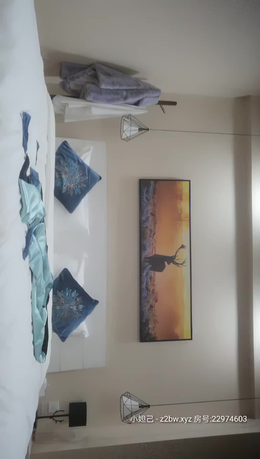 泡良大佬约战良家妹子，【良家神探】感情沟通到位，小姐姐配合温柔，口交女上各种主动求插求满足