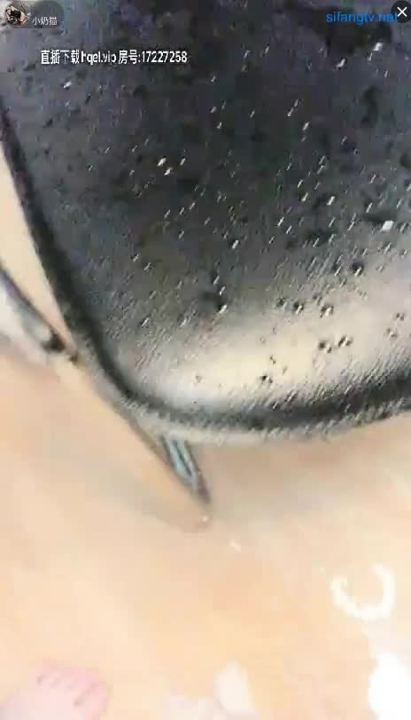 喷水美少妇【喷水啊】自慰潮喷 疯狂口交女上位打桩啪啪合集【54v】 (19)