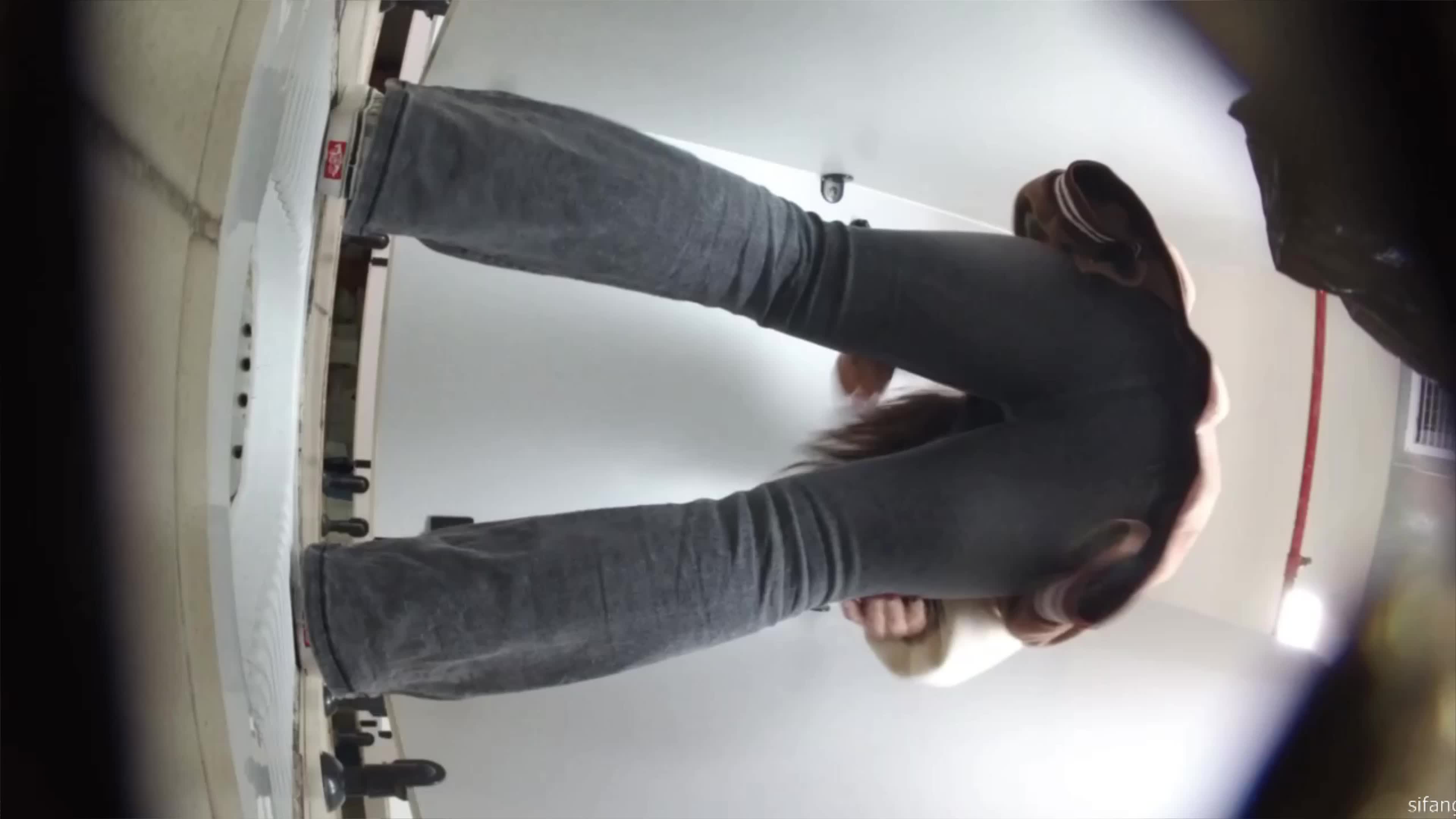 5_6242117816590273036