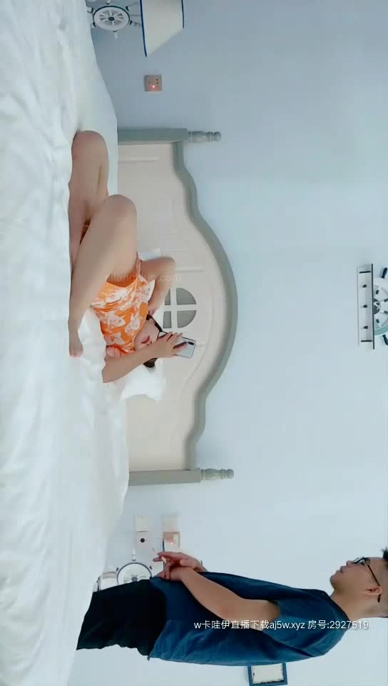 2048.cc@秋香08062210_(new)