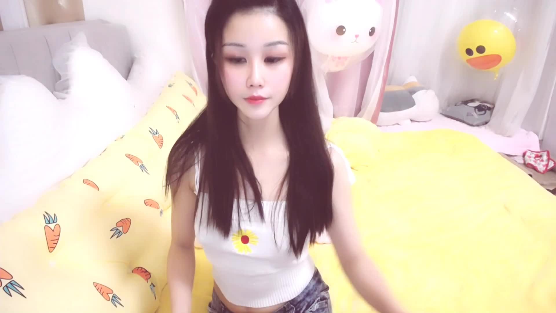 CB站~国人萝莉主播【twswag_Maywswag_June】直播诱惑~勾引诱人【33V】 (7)