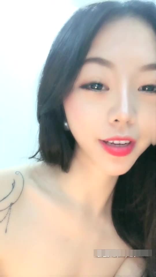 女神级嫩妹 极品主播 【丑曦 曦嘻吸熙】【160V 】 (89)