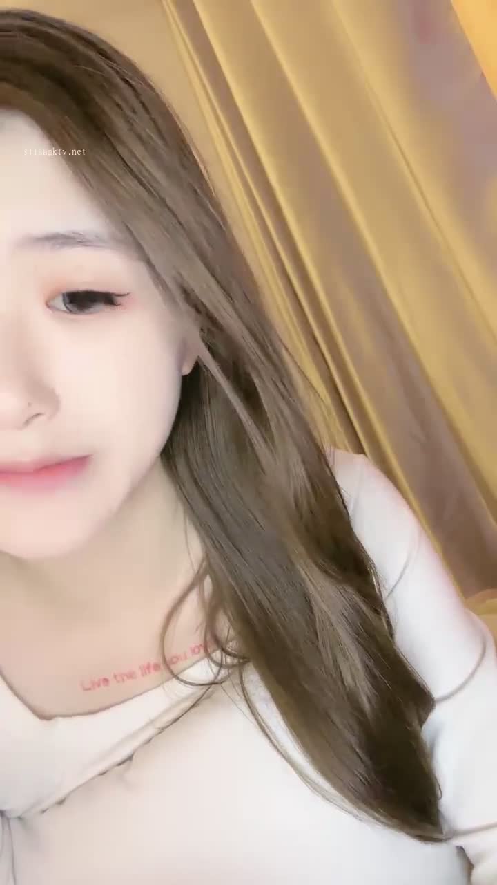 极品性感小姐姐无毛粉穴黑丝诱惑【成都丝丝】开裆黑丝69姿势互舔主动骑乘内射  更新至3月29【100v】 (79)