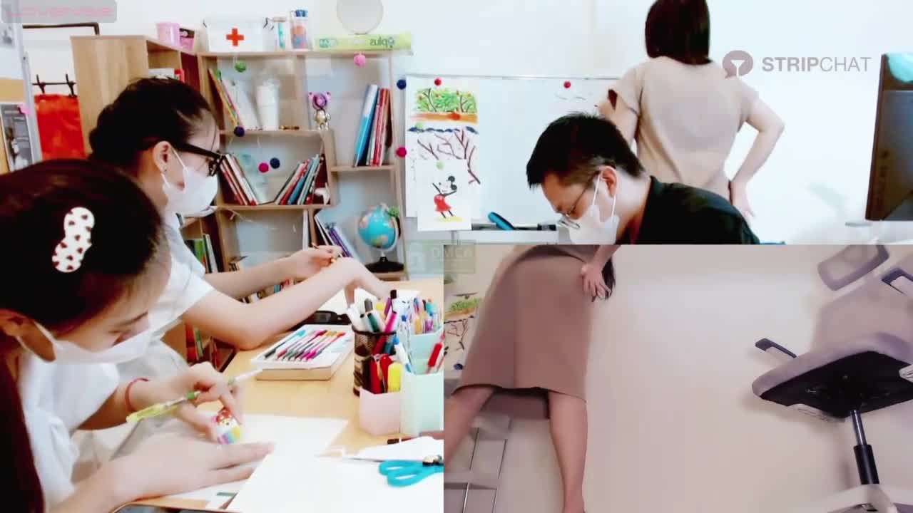 SP站~日本风韵美女教师【Stormy_Class】老师在讲台下面沫油~喷水【99V】 (1)