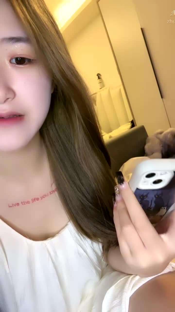 极品性感小姐姐无毛粉穴黑丝诱惑【成都丝丝】开裆黑丝69姿势互舔主动骑乘内射  更新至3月29【100v】 (103)