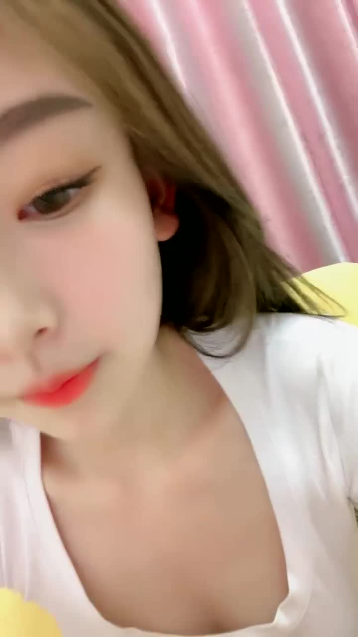 顶级绿播下海~无水新合集【可盐可甜吖】酥胸翘臀掰穴~特写小穴~黑白双丝玉足诱惑又甜又骚【38V】 (6)