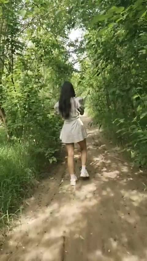 操自己十八岁表 再次进入温暖的小穴包裹 迫不及待靠墙怼着操内射 完美对白 高清720p原档