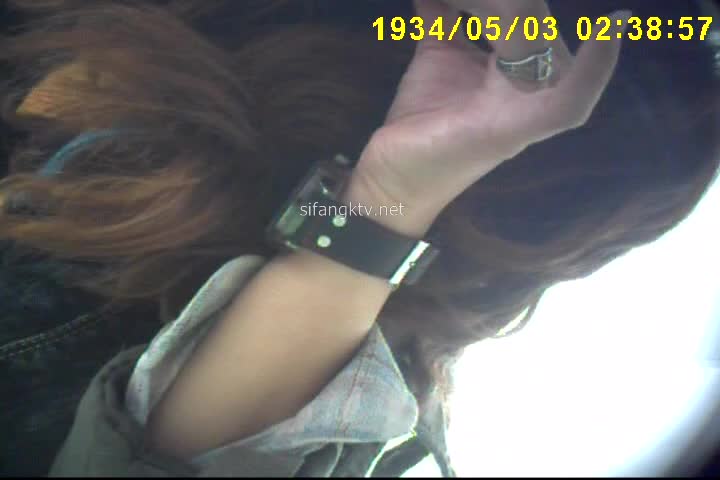 又见感冒妹-便便