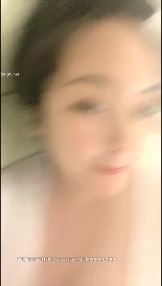 【福娃贝贝】【胸大会喷水的贝贝】无套爆操巨乳【94V】 (21)