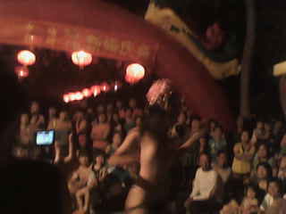 【大棚 地下艳舞团】国产农村艳舞裸舞 地下舞台表演【100v】 (1)