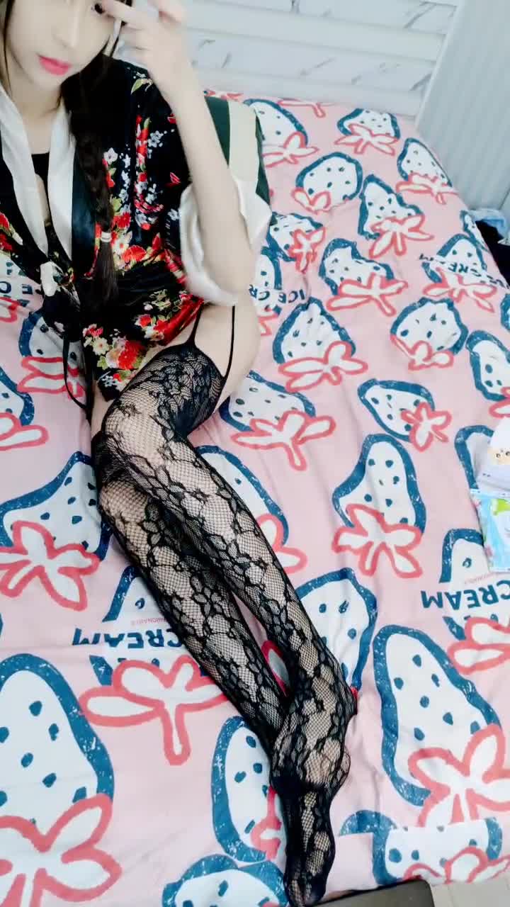 小马拉大车 180的长腿尤物【倩倩日本妹】花式激情大秀~美腿修长太美了【62v】 (2)