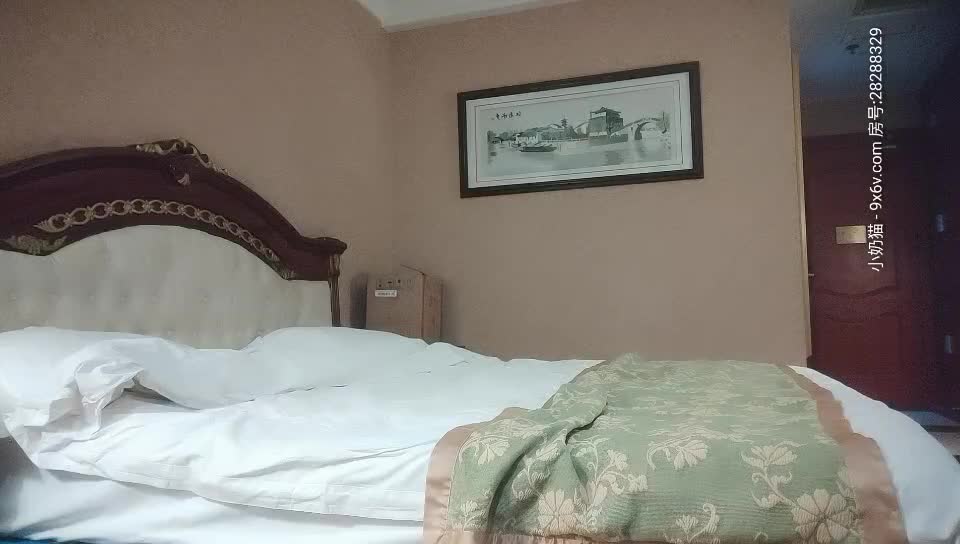 hhd800.com@[原版]骚飘飘专业搞鸡_啪啪A_20201107