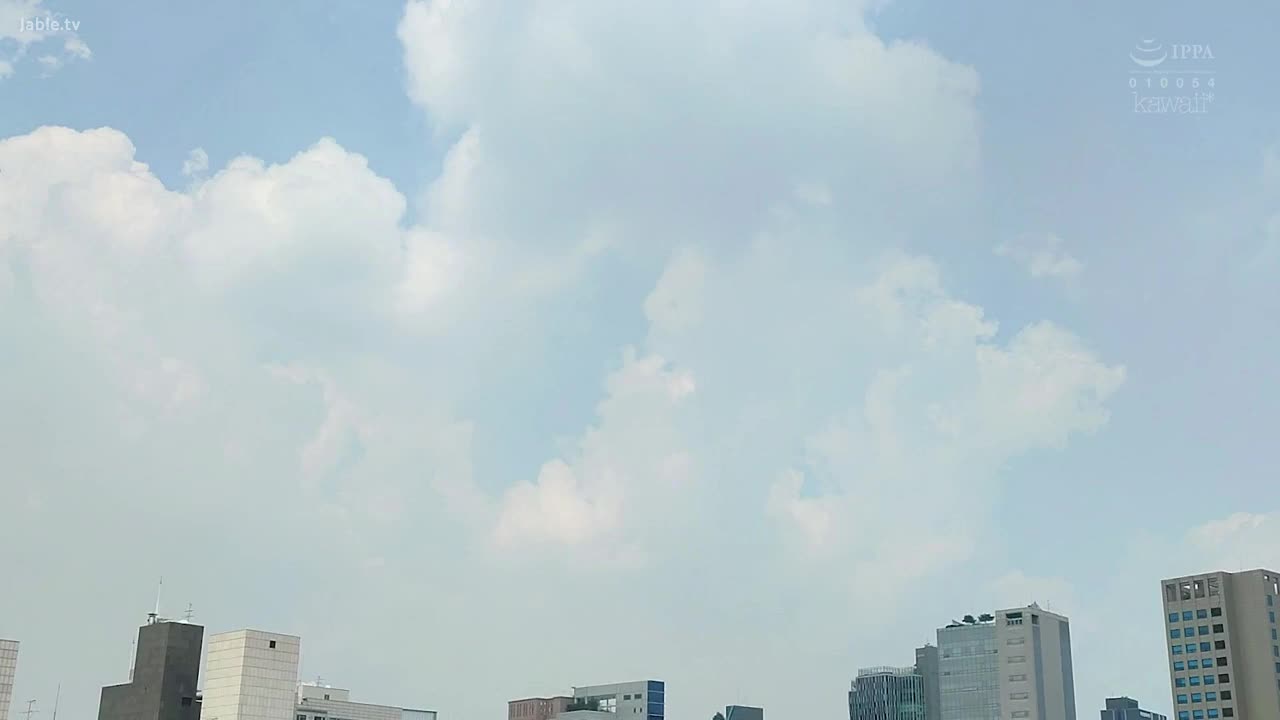 CAWD-743 邻居的垃圾房间被异臭中年大叔监禁、调教、NTR…连射35发无套中出让大学生怀孕的悲剧末路 
#小坂七香 #女仆 #NTR #调教 #中出 #少女