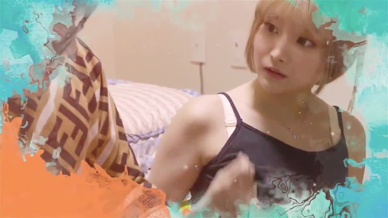 [韩国三级]限制级偶像的华丽外出