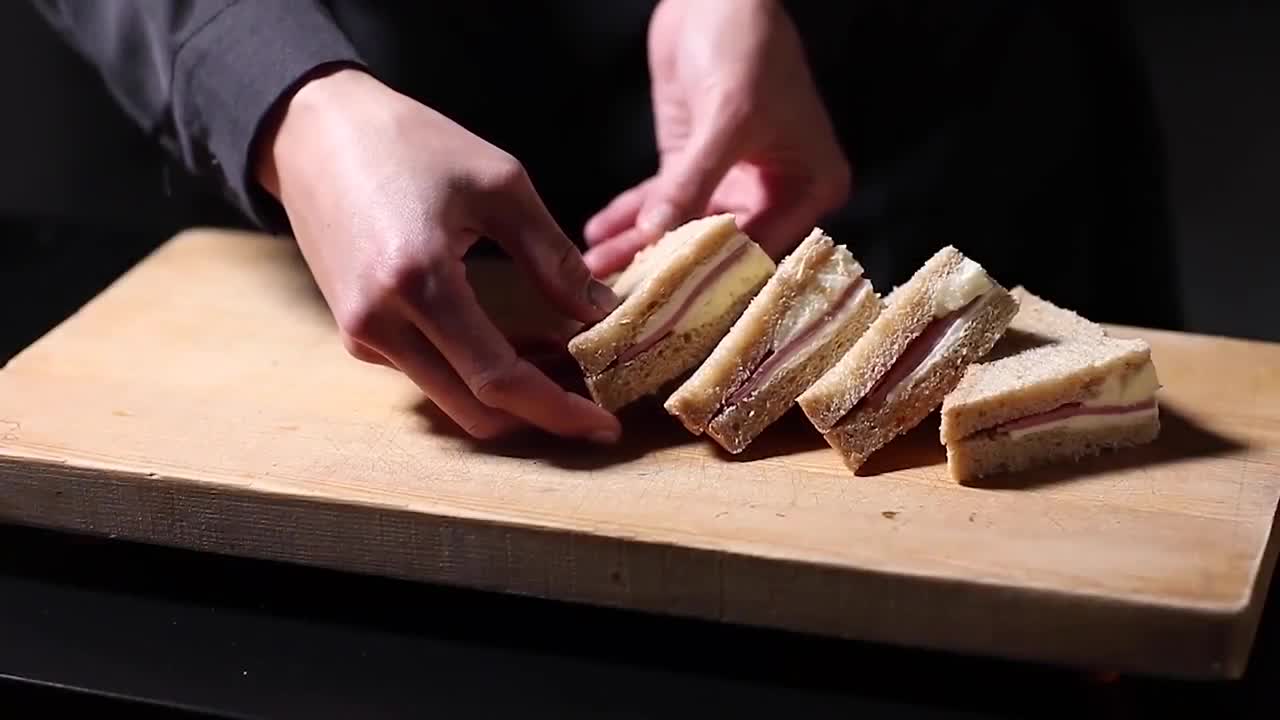 [韩国_三级]女仆：一个女人