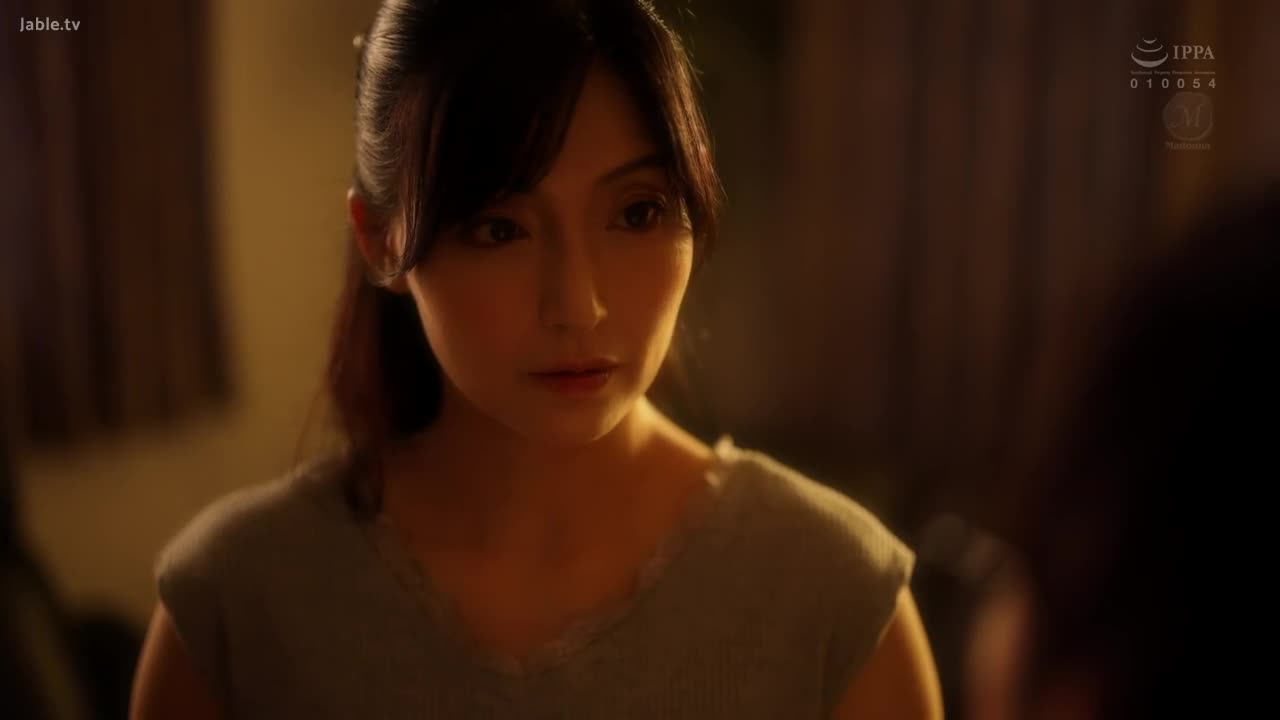 ROE-294 「等我长大了，请和我交往吧！」曾经这样对我说的小男孩，竟成了女儿的未婚夫。而就在宣佈婚事的当晚，我却被他那成熟结实的身体搞得欲罢不能 
#吉永塔子 #熟女 #出轨 #人妻 #中出