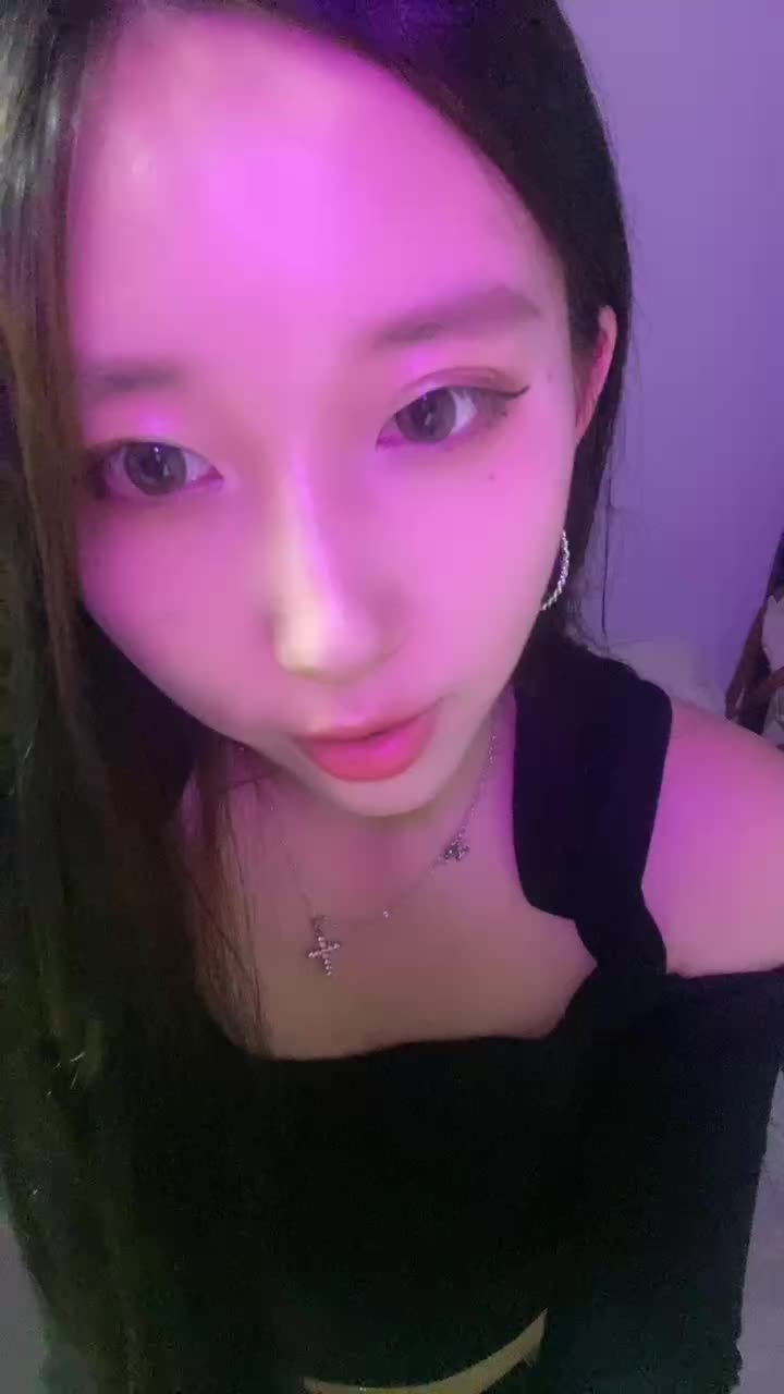 西怡 ——盯第三弹诱惑眼神【最新视频】

时长 24min

诱惑口水喷脸盯
节奏 指令 红绿灯 榨精 口水 盯射 套路直播