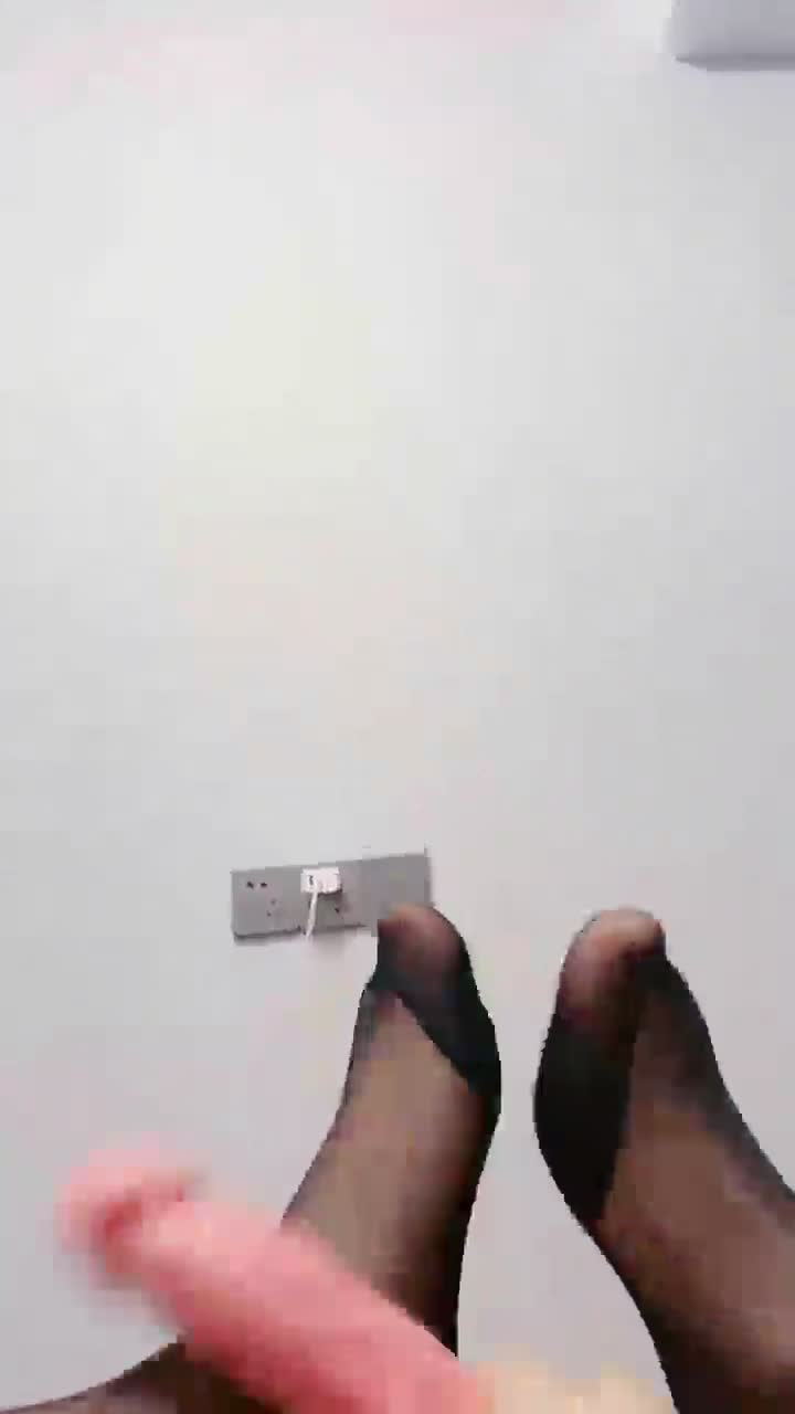 哺乳期新手妈妈，奶大性欲强！