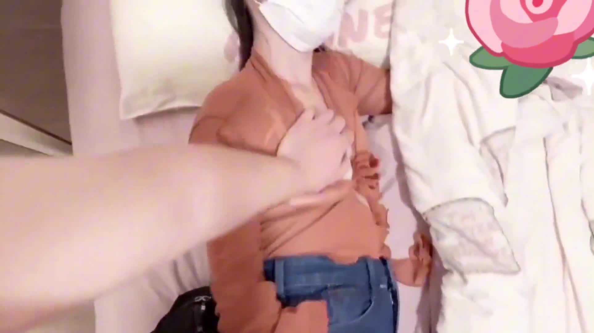 #乱伦 兄妹乱伦 表妹用蜜穴侍奉哥哥