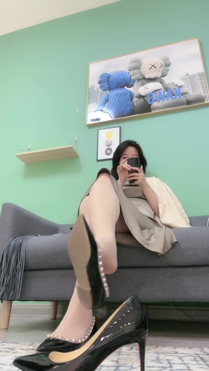 禾未  ——Tj:和闺蜜打惩治包皮手工狗

时长 40min

虐阳 鞭打 平底鞋 舔鞋 丝袜 腋下