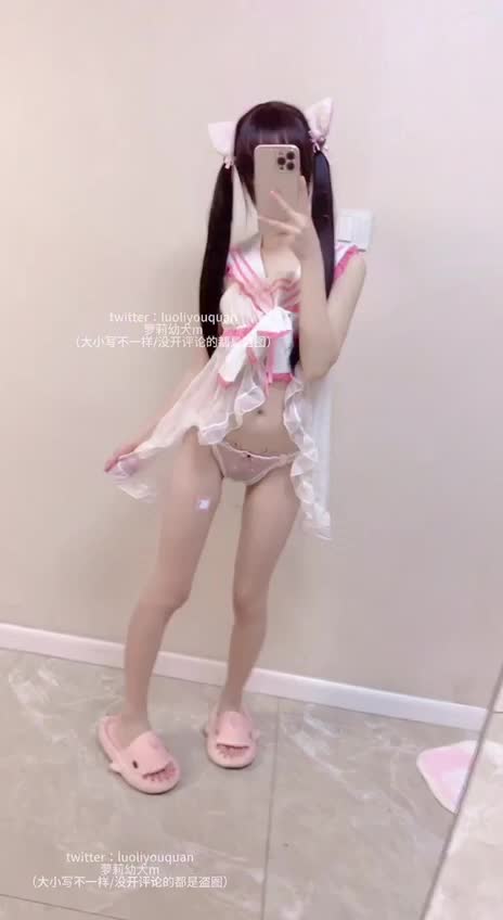 #萝莉幼犬m #福利姬  #自慰 #女儿服 #双马尾