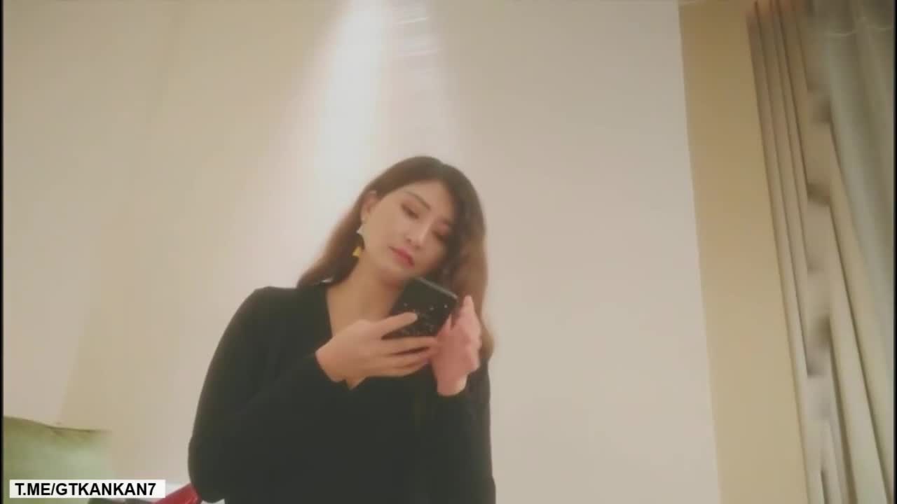 白白嫩嫩的少妇