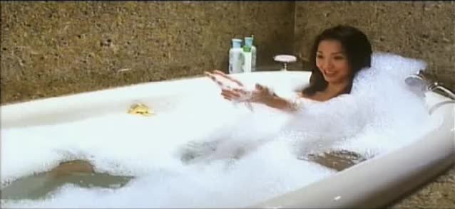 [影片]      《#发电俏娇娃》Electrical Girl（2001）
[出品]   风云娱乐事业有限公司
[导演] #刘宝贤  
[主演]   #颜仟汶 #林雅诗 #王书麒 #苑琼丹 #曹查理 #张绮桐 #麦家琪 #许绍雄 #李兆基