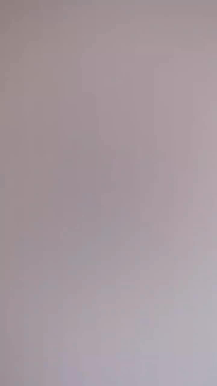 ri.bi-极品人妻的诱惑，肉丝高跟给大哥口交足交大鸡巴舔蛋蛋，让大哥后入爆草浪叫不止表情好骚，自己揉捏骚奶子