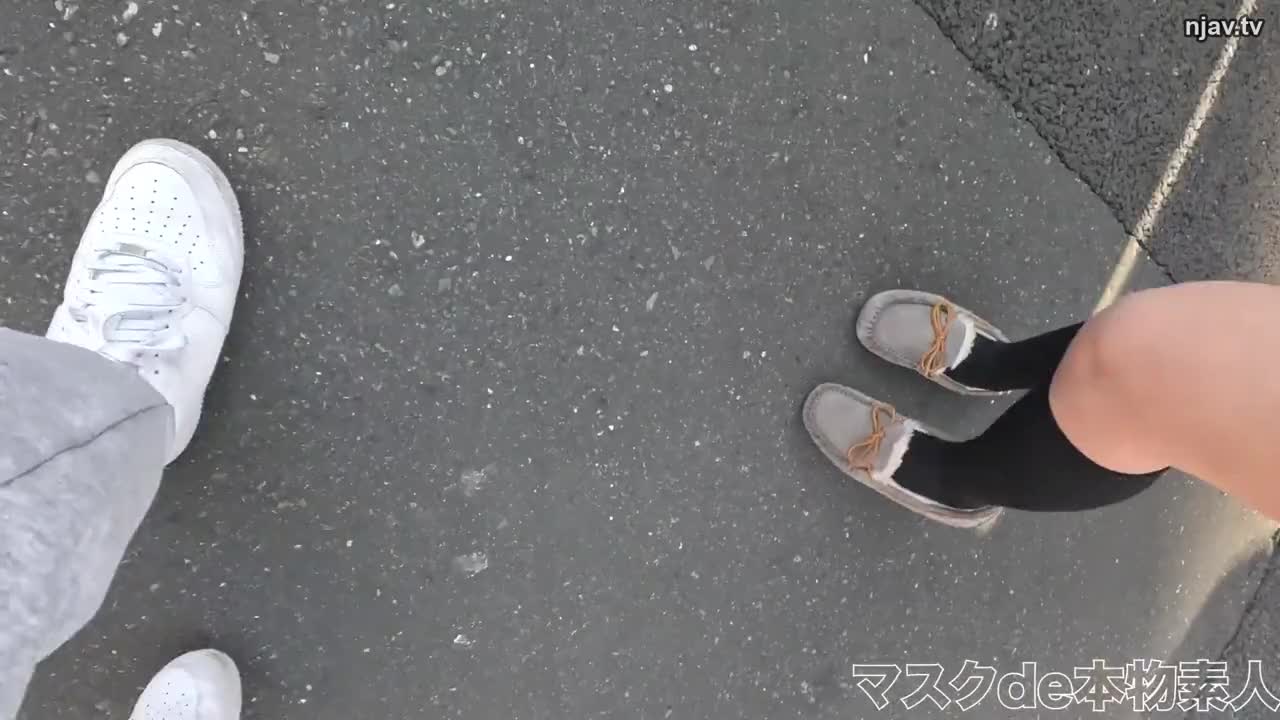 番号:FC2-PPV-4382138         
发行日期: 2024-04-12
标题： 奇迹般的复活！ - -！ - - 冷冻转售！ - -！ - - 18岁，美丽巨乳！ - -！ - - G罩杯，全脸，大学一年级，皮肤白皙，皮肤丝滑！ - -！ - - 躲在行李箱的阴影里，为所欲为！ - - 站在后面可以看到火车的全景！ - -！ - - 户外暴露、户外性爱、体内射精
#8分 #巨乳 #户外