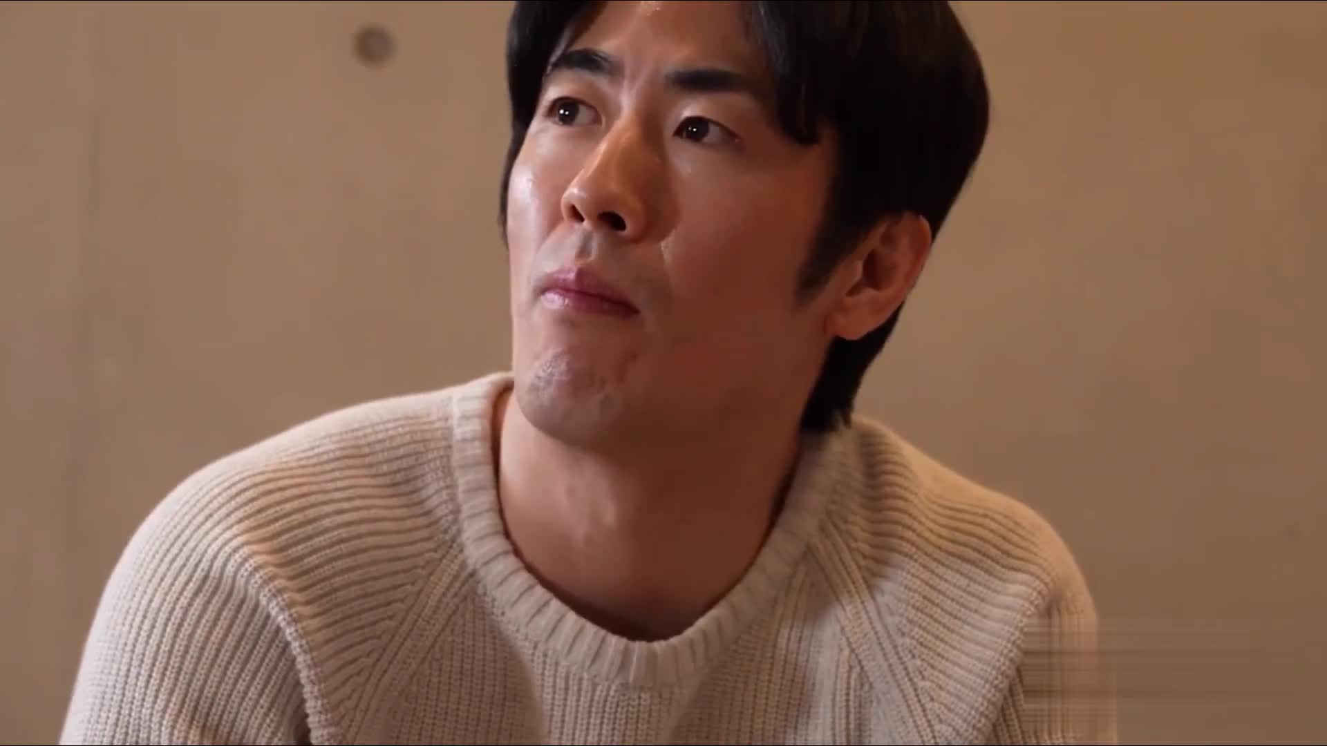 #韩国三级  #大叔，不要和妈妈做，和我做吧    #高清中字
大叔，不要和妈妈做，和我做吧 HD中字