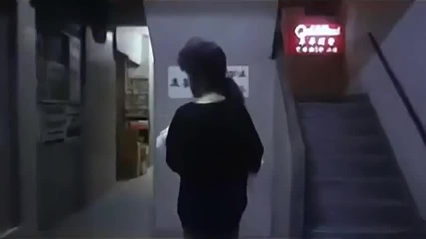 #香港三级  #停不了的爱       #中字
停不了的爱1984 HD中字