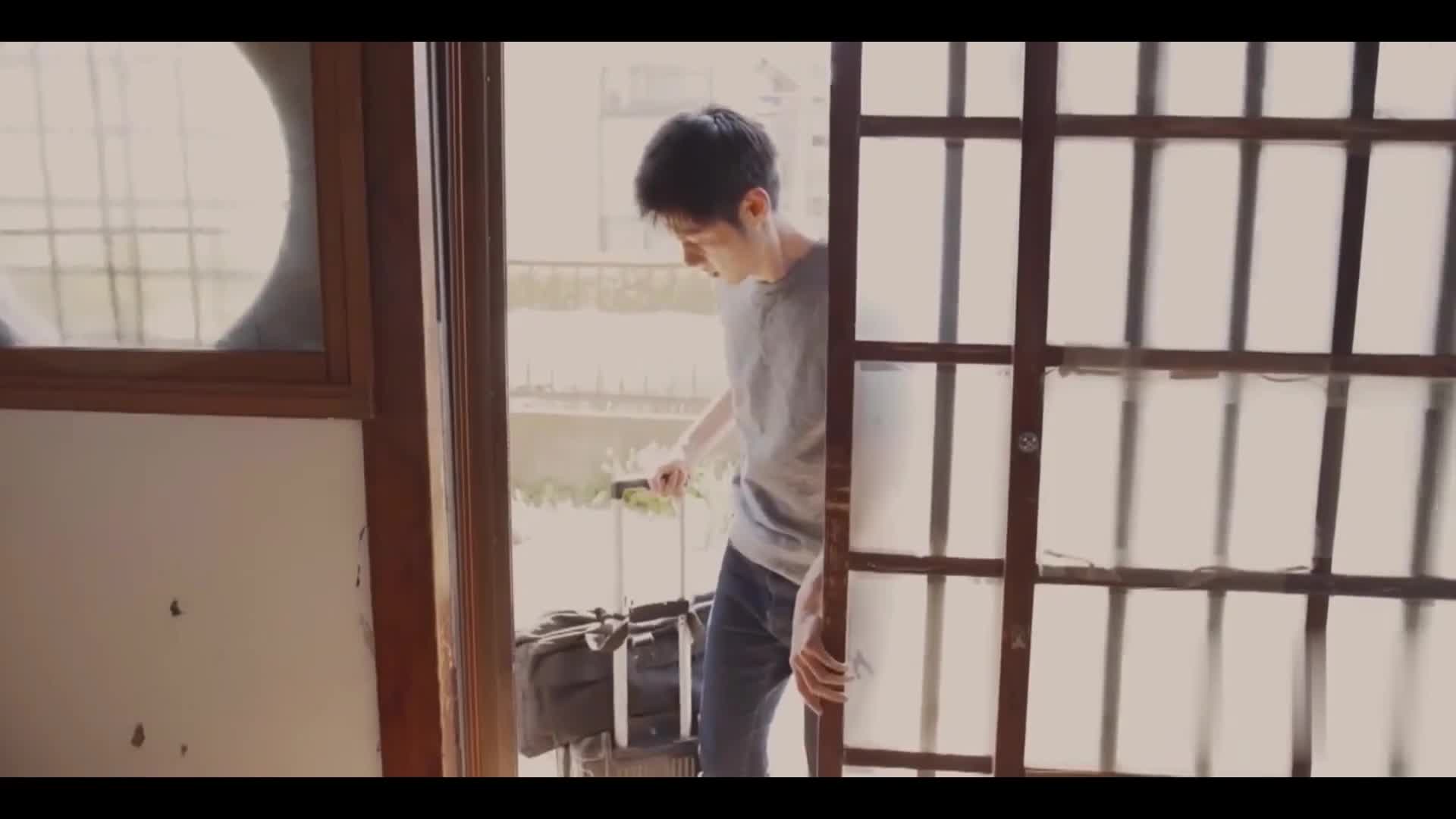 日式三级 我饥渴表弟的湿润内脏 HD中字