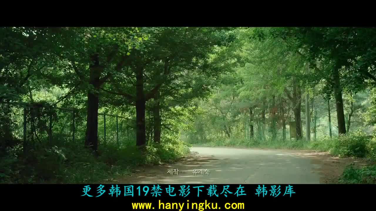 韩国三级 初恋
剧情简介：初恋失忆以后变成一个女同，被另个女同蛊惑，后来遇见了男主，男主是一个医生帮助女主找回了记忆，然后就是嘿嘿嘿~